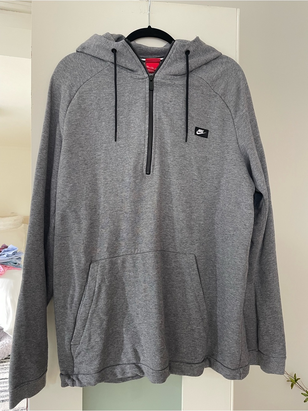 Nike Men's Gray Zip-Up Hoodie Sweatshirt with Hood